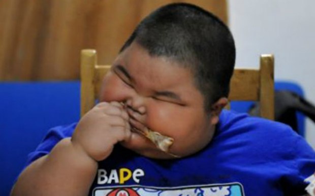 niño oriental gordo 640+400