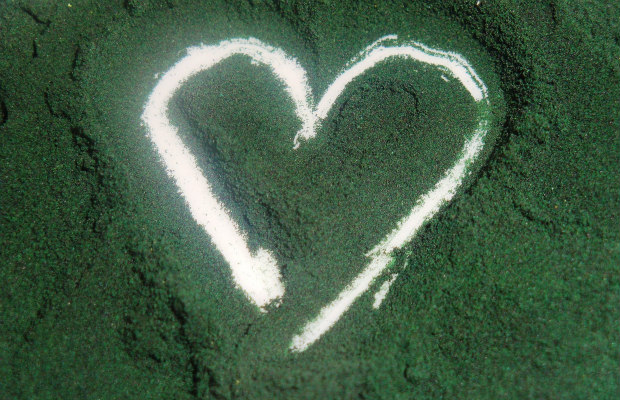 spirulina-heart-620400